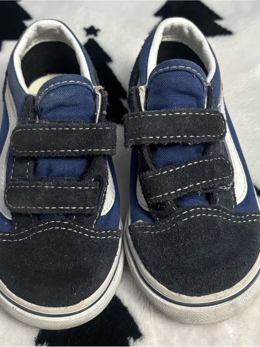 Vans Kids Navy and Black Velcro Canvas Sneakers
